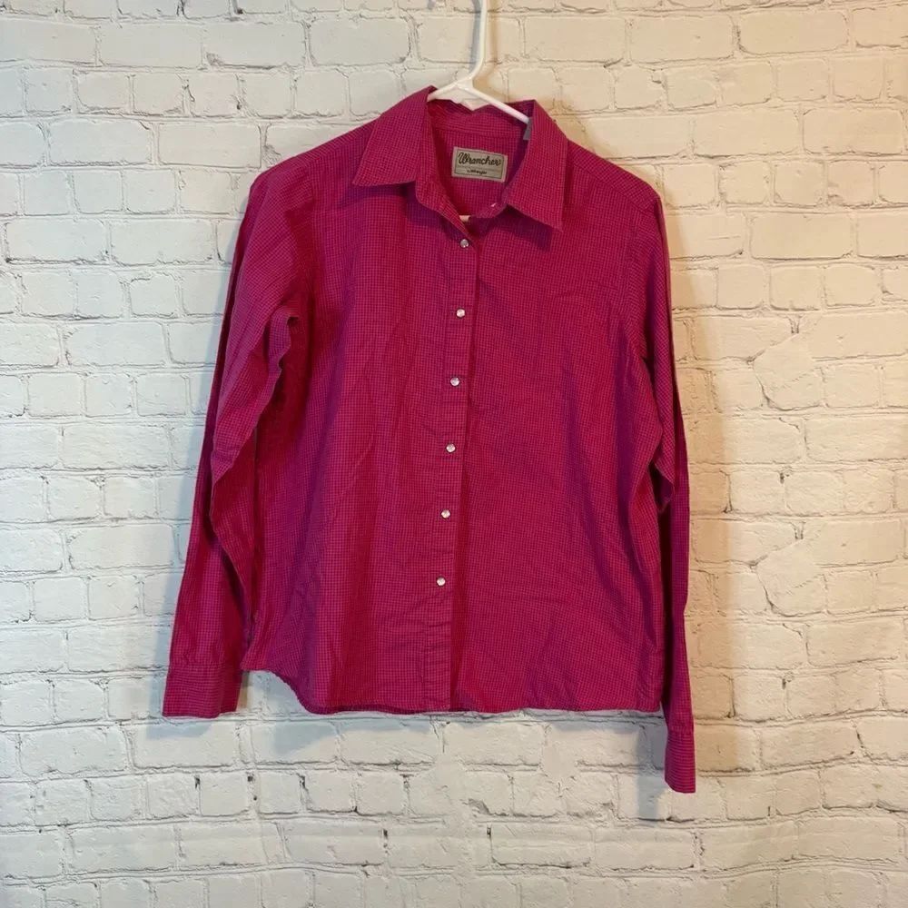 Wrangler Pearl Snap Button Down Size Large